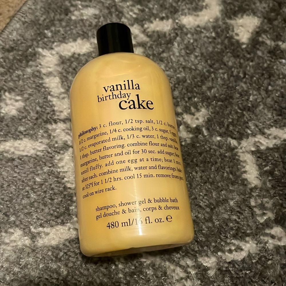 PHILOSOPHY | vanilla birthday cake